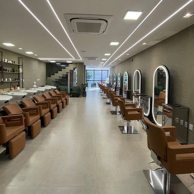 O sonho do próprio salão: vale a pena transformar a paixão em negócio?